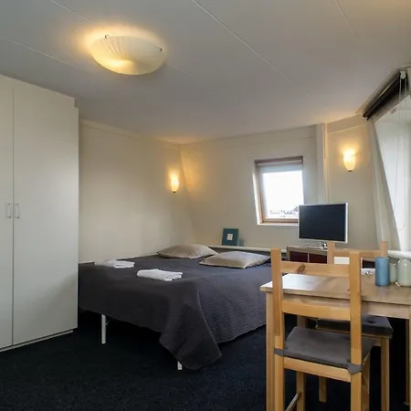 Leidse Square Apartment *